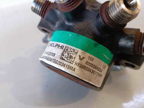 Foto 3ª: Rampa Inyectora Dacia Logan LAUREATE 1.5 DCI DIESEL CAT 86CV