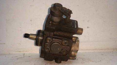 Foto 2ª: Bomba Inyeccion Hyundai i30 1.6 CRDI CAT 128CV 94KW [D4FB] (2012)