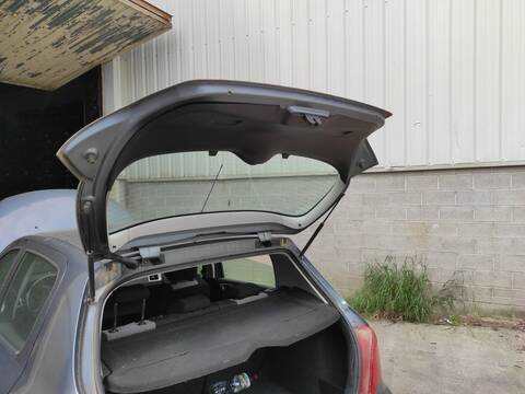 Foto 2ª: Portón Peugeot 307 NFU BERLINA (2006)