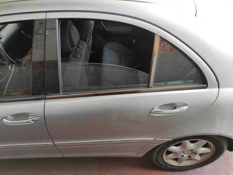 Puerta Trasera Izquierda Mercedes Clase C 160 111951 BERLINA