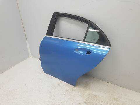Foto 2ª: Puerta Trasera Izquierda Mercedes Clase A 140 A 200 CDI 176.008) (2014)