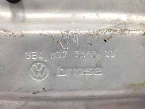Foto 3ª: Elevalunas Eléctrico Delantero Derecho Volkswagen Passat 1.9 TDI 130CV 96KW [AWX] (2003)