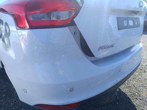 Foto 2ª: Paragolpes Trasero Ford Focus SPORT 125CV 92KW (2017)