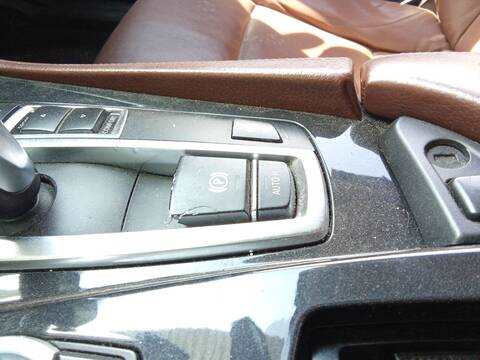Foto 2ª: Freno de Mano Bmw Serie 5 520 2.0 D F10) [N47 D20 C] (2025)