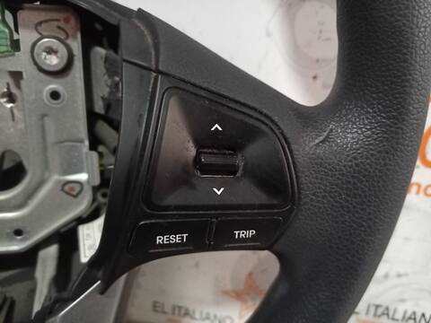 Foto 3ª: Volante Kia Rio CONCEPT 86CV 63KW [G4LA] (2014)