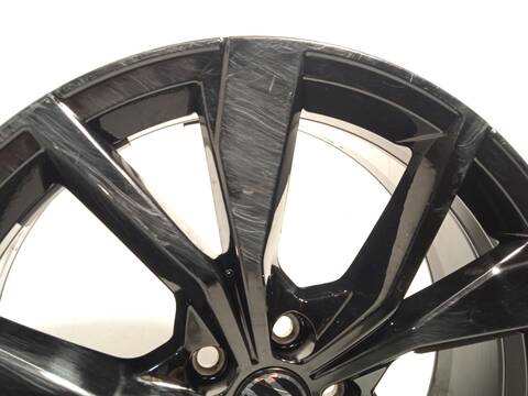 Foto 3ª: LLanta Chapa Volkswagen Taigo 1.5 TSI 150CV 110KW [DXDB] (2024)