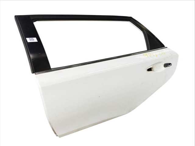 Foto 2ª: Puerta Trasera Derecha Toyota Auris 1.4 D-4D NDE180_ NDE180R) (2012)
