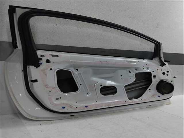 Foto 3ª: Puerta Delantera Izquierda Opel Astra 120 CV 88KW [A14NEL A14 LUJ] (2014)