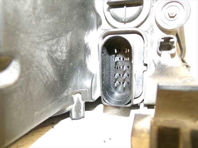 Foto 4ª: Faro Izquierdo Ford Focus 1.8 TDCI 2008-2011 [KKDA] (2009)