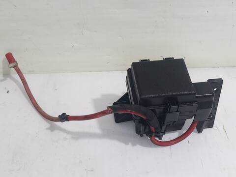 Foto 2ª: Caja Reles Fusibles Renault Megane D III BERLINA 5P DYNAMIQUE (2012)