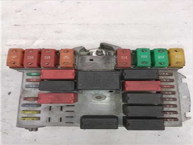 Foto 1ª: Caja Reles Fusibles Fiat Scudo 1.9 JTD ACTIVE MULTIJET 88KW 8V