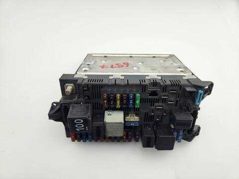 Caja Reles Fusibles Mercedes Clase E 180 E 220 CDI 211.006) BERLINA 150CV 110KW
