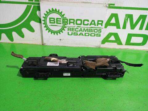 Foto 3ª: Pantalla Multifuncion Renault Scenic XMOD BOSE 132CV [H5F 404  H5F 408] (2009)