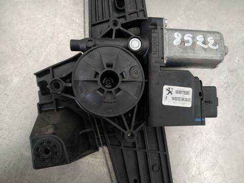 Foto 3ª: Elevalunas Manual Trasero Derecho Peugeot Rifter ACTIVE NAV STANDARD 131CV 96KW [YH01] (2022)