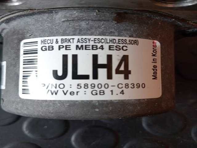 Foto 3ª: Abs Hyundai i20 STYLE 1 TGDI CAT 120CV [G3LC] (2014)