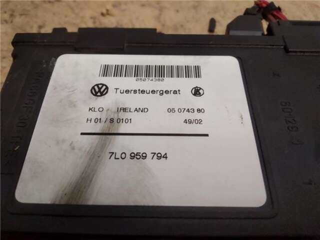 Foto 3ª: Elevalunas Eléctrico Trasero Derecho Volkswagen Touareg 4.2 V8 40V (310 CV)