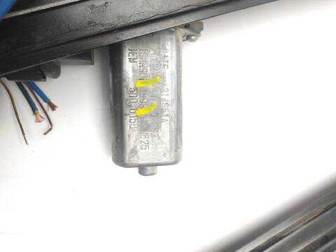 Foto 2ª: Elevalunas Eléctrico Delantero Derecho Bmw X1 SDRIVE 18 D (2014)