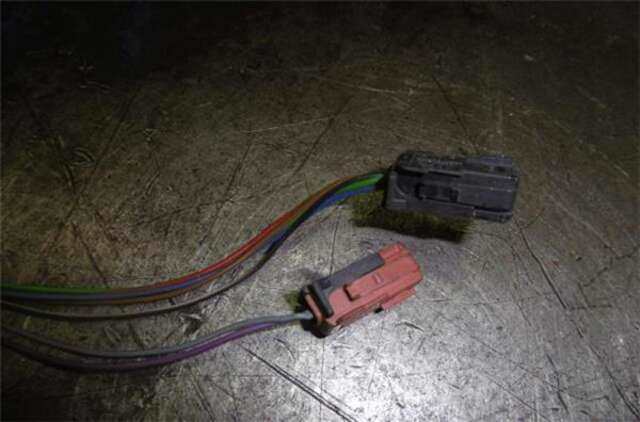 Foto 2ª: Retrovisor Izquierdo Peugeot 307 2.0 16V [RFK (EW10J4S)]