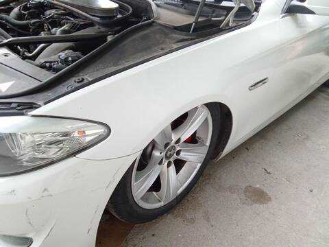 Foto 3ª: Aleta Delantera Izquierda Bmw Serie 5 520 2.0 D F10) [N47 D20 C] (2025)