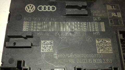Foto 2ª: Centralita Cierre Centralizado Audi Q3 BASE 150CV 110KW [CUVC] (2015)