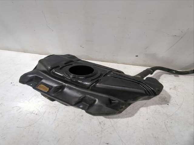 Foto 2ª: Deposito de Combustible Peugeot 107 1.4 HDI 54CV [8HT (DV4TD)] (2005)