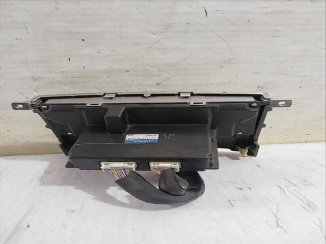 Foto 3ª: Mando Climatizador Toyota Corolla 2.2 D-4D AUR10_) 177CV [2AD-FHV] (2004)