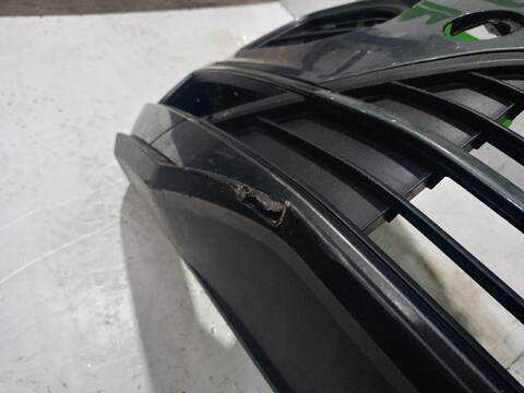 Foto 2ª: Paragolpes Delantero Volkswagen T-Roc BASIS 110CV [DLAA] (2021)