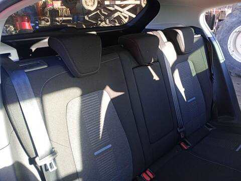 Foto 4ª: Asientos Traseros Ford Focus ST-LINE 155CV 114KW [M0DC] (2022)
