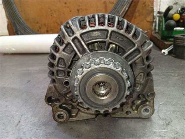 Foto 3ª: Alternador Volkswagen Touareg 2.5 TDI R5 [2.5 LTR. - 128 KW TDI] [BAC]