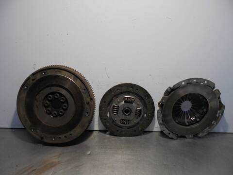 kit Embrague Renault Trafic 2.0 DCI DIESEL CAT 114CV 84KW CAJA CERRADA