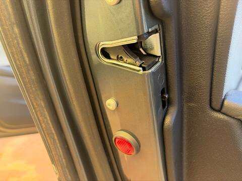 Cerradura Puerta Trasera Izquierda Bmw Serie 5 518 BERLINA