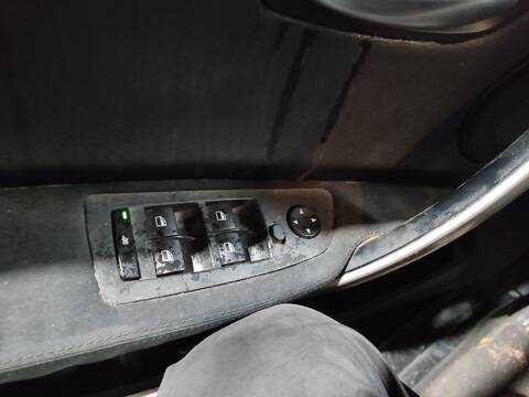 Foto 1ª: Botonera Elevalunas Bmw Serie 1 114 N42B20A BERLINA (2004)