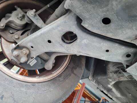 Brazo Suspension Delantero Derecho Kia Sportage CONCEPT 4X2 135CV 99KW