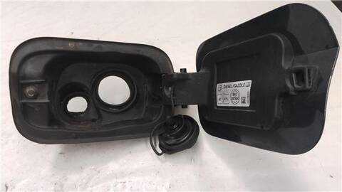 Foto 4ª: Tapa Exterior Combustible Seat Leon 2.0 ERENCE [2 0 LTR. - 85 KW TDI] 116CV
