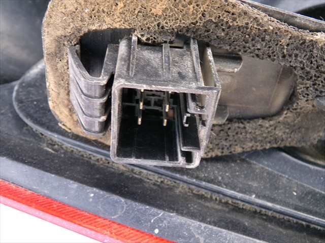 Foto 2ª: Piloto Trasero Derecho Ford Fiesta 1.4 TDCI 2002-2008 [F6JB] (2008)
