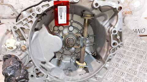 Foto 3ª: Caja Cambios Peugeot 405 MI 16 LE MANS BERLINA 147CV 108KW (1987)