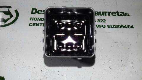 Foto 3ª: Caja Reles Fusibles Citroen C4 LIVE PICASSO 120CV 88KW [BH01] (2016)