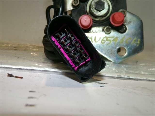 Foto 4ª: Bomba Inyeccion Volkswagen Golf 1.9 TDI SERIE 4,1998-2004 [AHF] (2000)