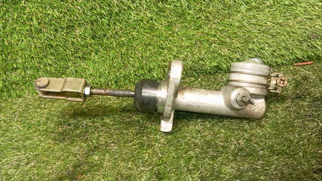 Foto 2ª: Bomba Embrague Nissan Trade 3.0 TD 100 [BD30T] (1999)