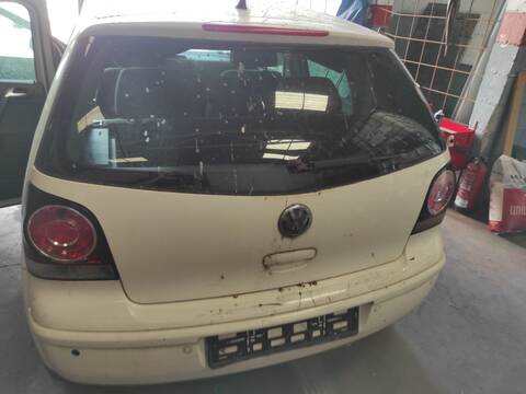 Portón Volkswagen Polo BUD