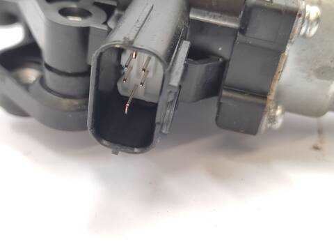 Foto 3ª: Elevalunas Manual Trasero Derecho Honda Crv 2.2 I-DTEC 4WD RE6) 150CV 110KW III RE_) [N22B4] (2013)