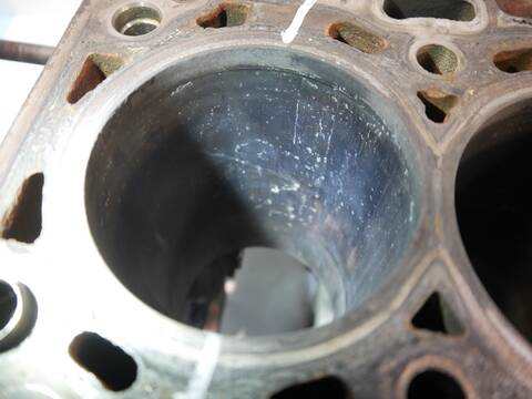 Foto 3ª: Bloque Motor Renault Trafic 90 - 114 CV [M9R782 M9R] (2010)