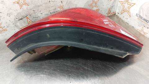 Foto 4ª: Piloto Trasero Izquierdo Kia Ceed EMOTION 140CV 103KW [D4EA] (2008)