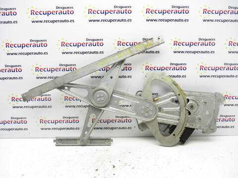 Foto 3ª: Elevalunas Manual Trasero Derecho Renault Scenic K9K832 (2009)