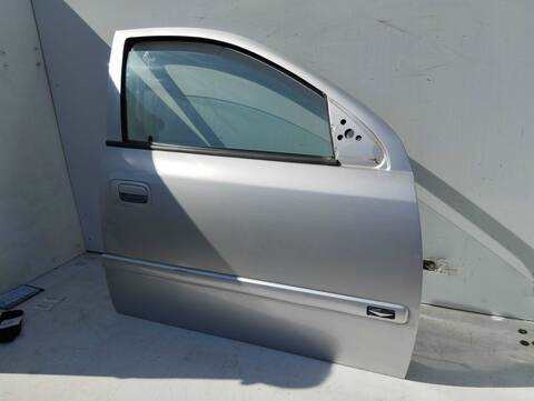 Foto 4ª: Puerta Delantera Derecha Opel Astra CLUB BERLINA 80CV 59KW [Z17DTL] (2004)