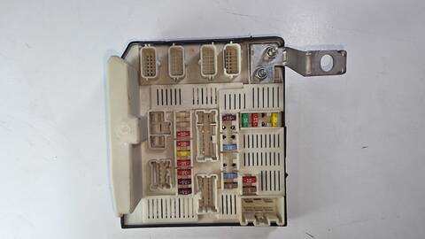 Foto 1ª: Caja Reles Fusibles Renault Scenic F9Q812 JM) (2003)