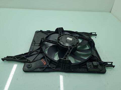 Foto 1ª: Electroventilador Nissan Qashqai ACENTA 150CV 110KW [M9R] (2010)