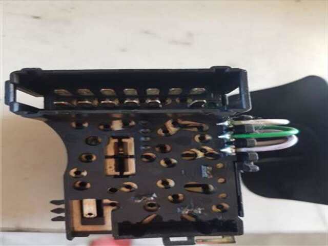 Foto 2ª: Mando Multifuncion Renault Clio 1.5 AUTHENTIQUE [1.5 LTR. - 60 KW DCI DIESEL] [K9K B7]