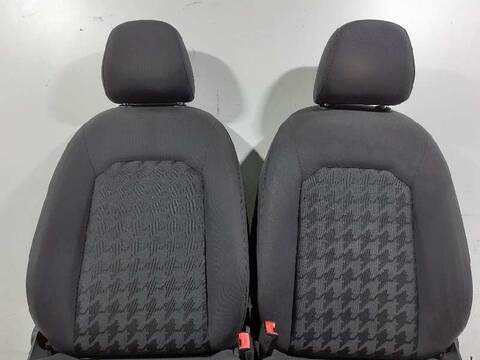 Foto 3ª: Asientos Traseros Audi A3 ATTRACTION 105CV 77KW [CLHA] (2014)