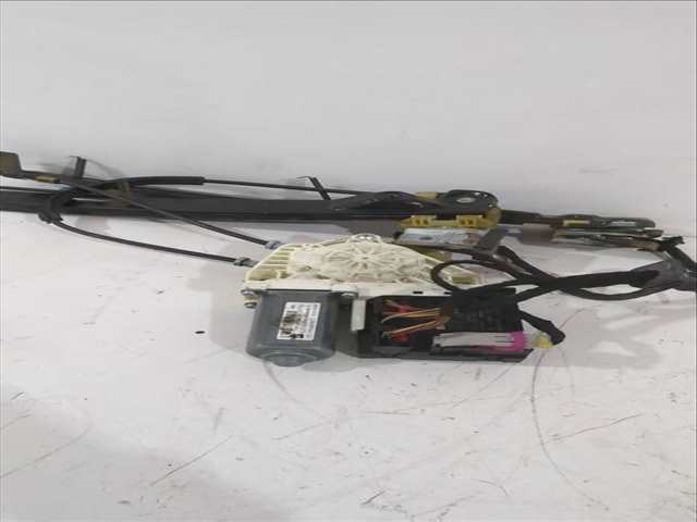 Elevalunas Eléctrico Delantero Derecho Seat Leon 1.9 TDI 105CV 77KW